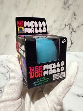 NeeDoh Mello Mallo BLUE Color-Changing
